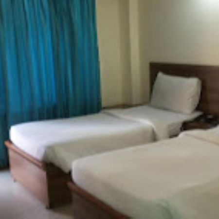 Blue Lily Beach Resort プリ エクステリア 写真